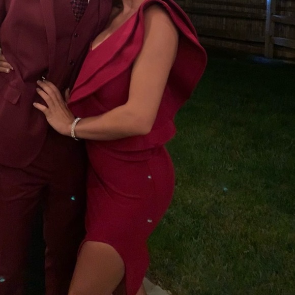 One Shoulder Dress - Picture 3 of 3